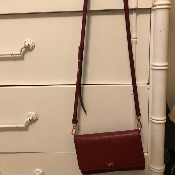 Michael Kors Crossbody Bag - Picture 2 of 6